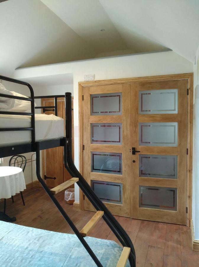 C Farmhouse Accommodation Alne Exterior photo